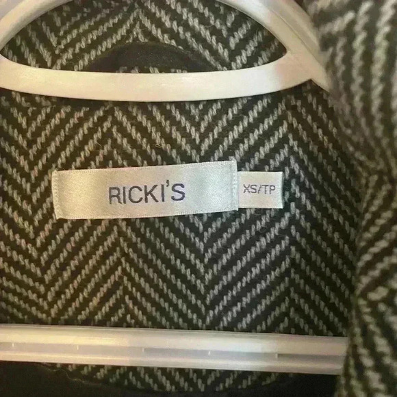 Beautiful Ricki’s WM XS herringbone pea coat - As always Free Shipping!!! - Picture 3 of 3